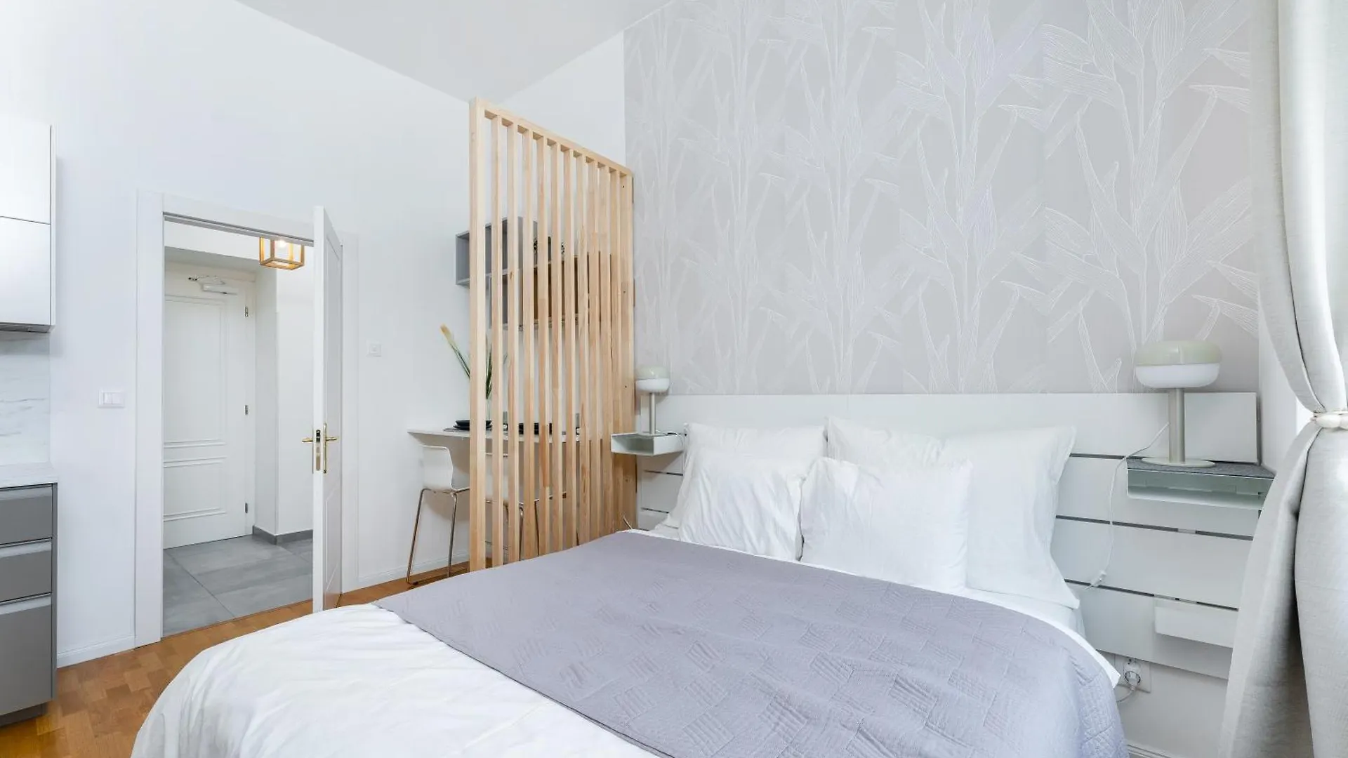 Anytime Holiday- Muzeum Apartments Prague